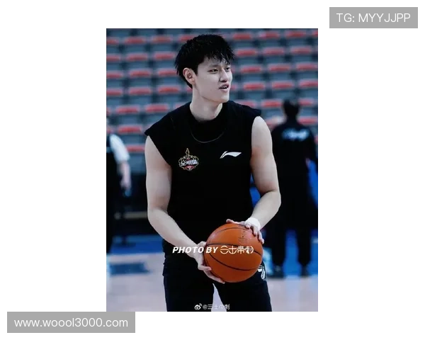 [篮球公园]篮球人——曾凡博找回自信.